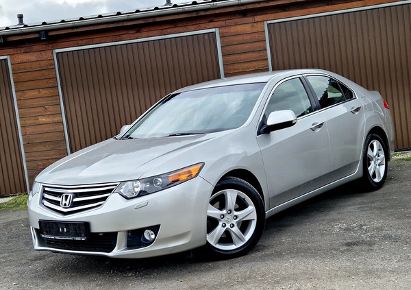 Honda Accord cena 35900 przebieg: 191000, rok produkcji 2009 z Września małe 781